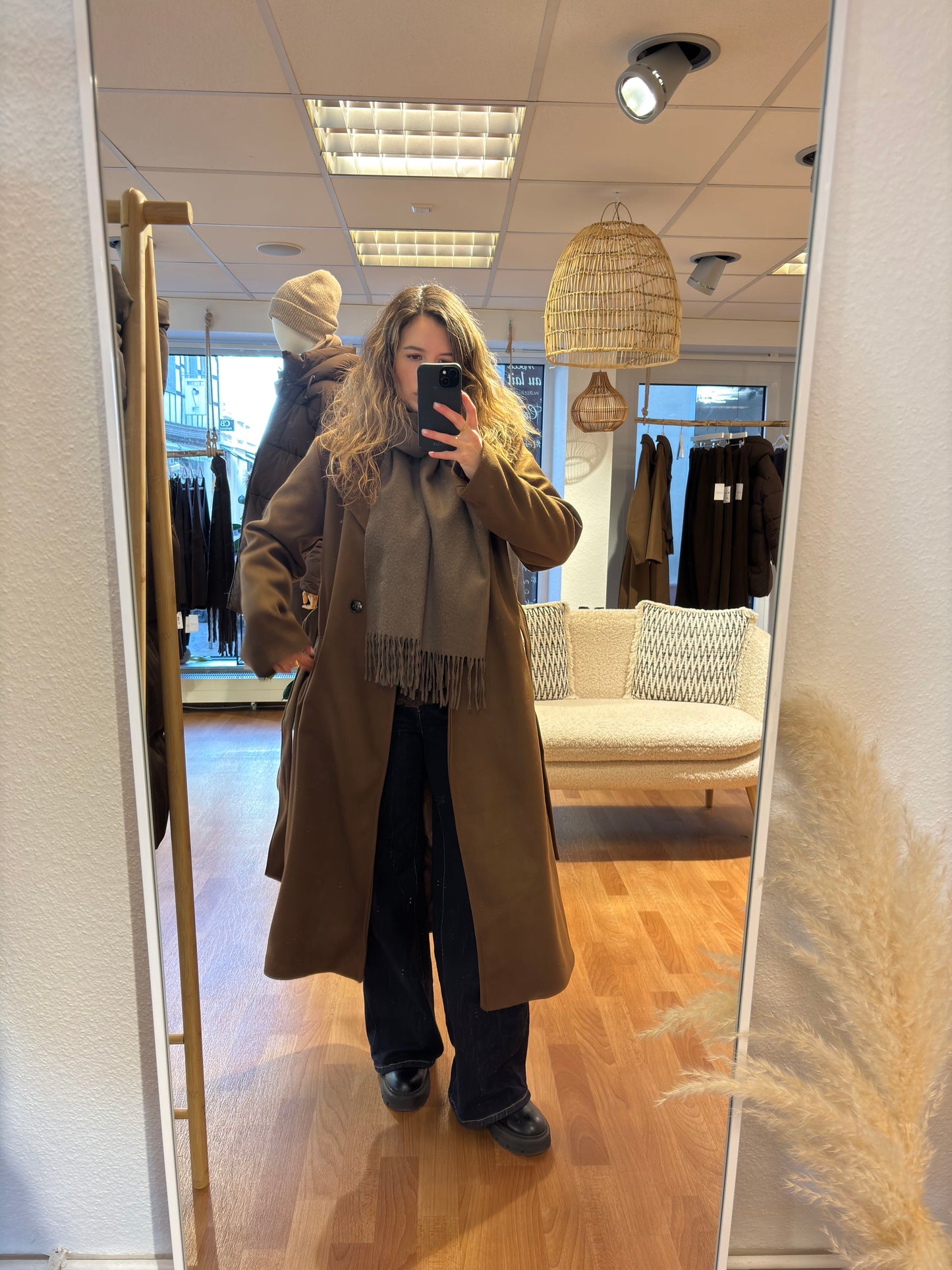 Langer gewebter Trenchcoat