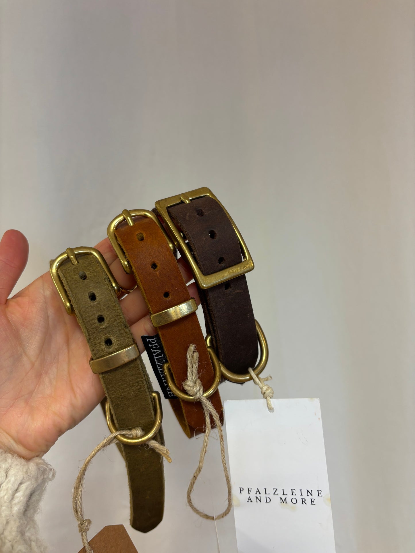 Fettleder Halsbänder