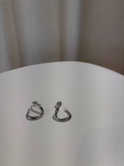 Gedrehte Ohrringe