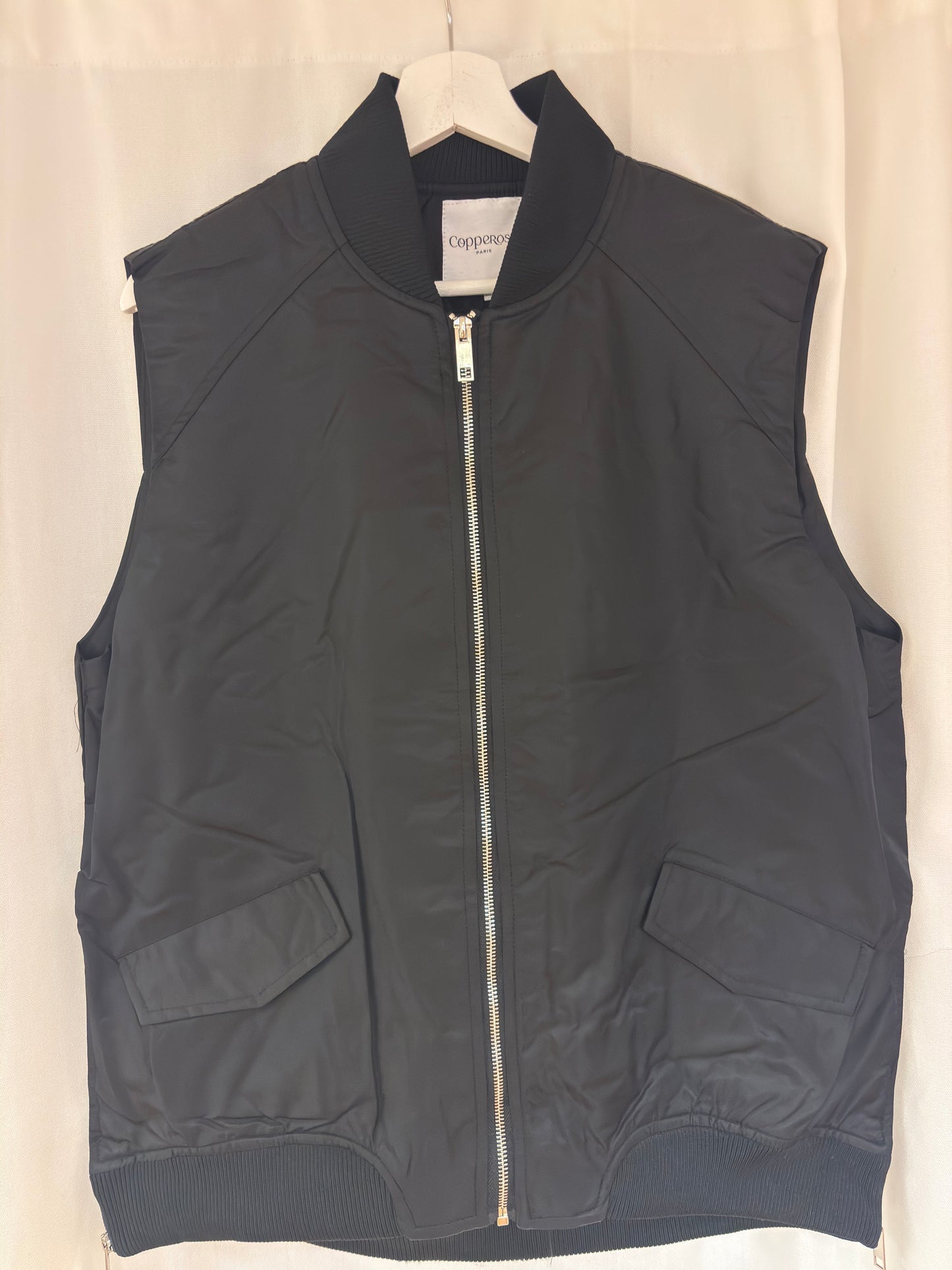 Ärmellose Bomberjacke