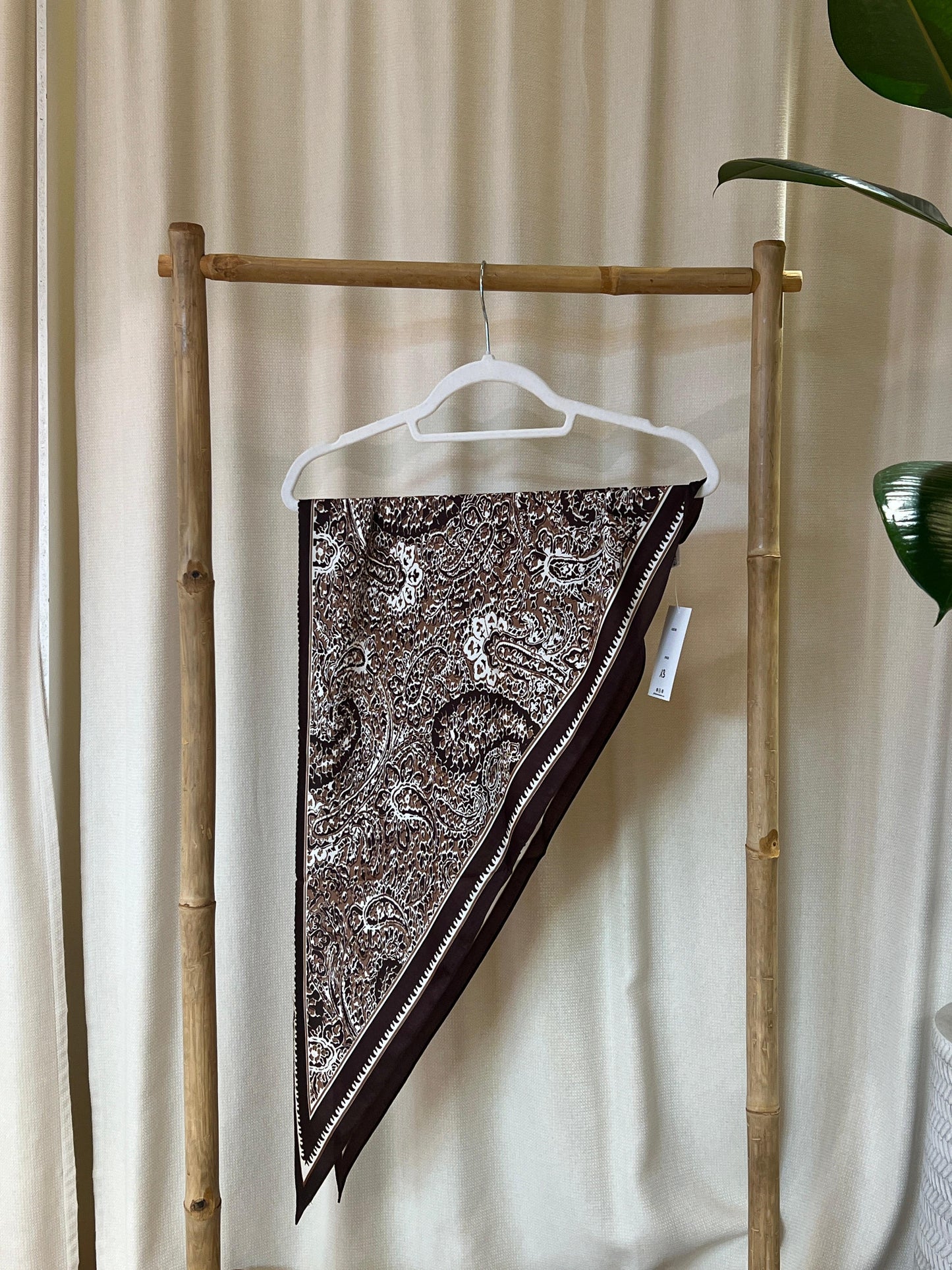 Satin Dreieckstuch