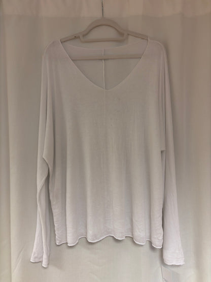 Dünner weiter Pullover