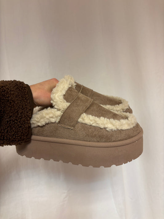 Fell Pantolette taupe