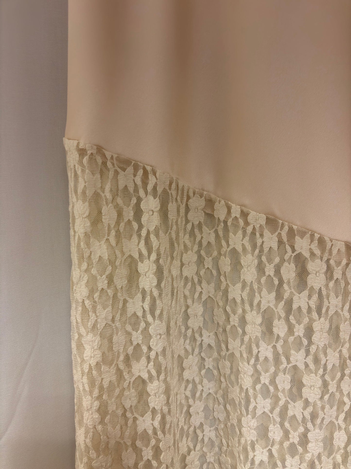 Spitzen Satin Rock beige