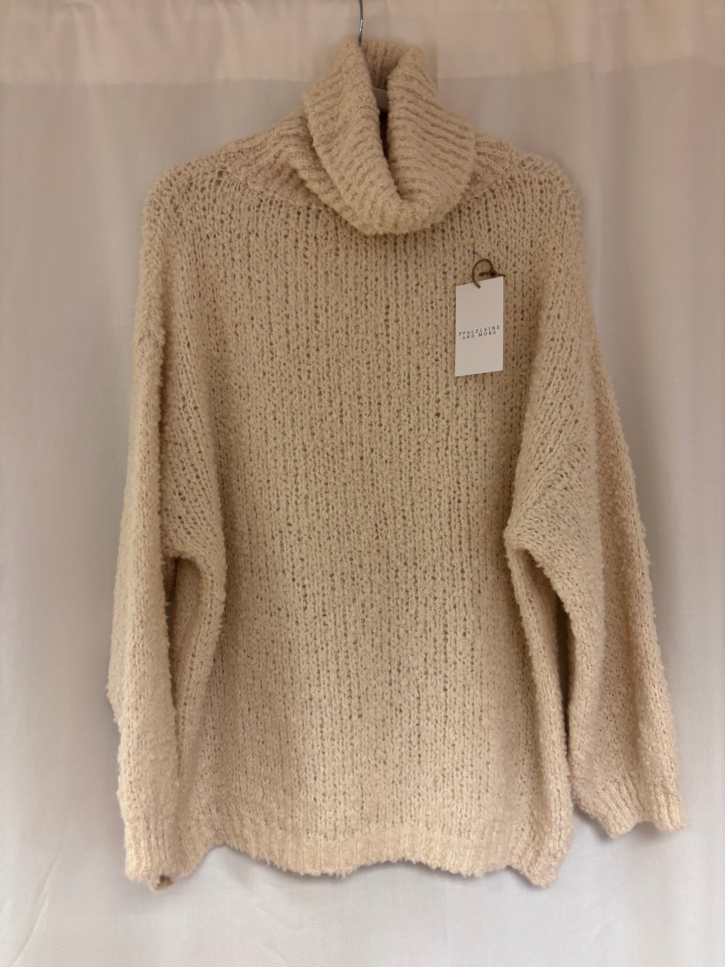 Boucle Rollkragenpullover