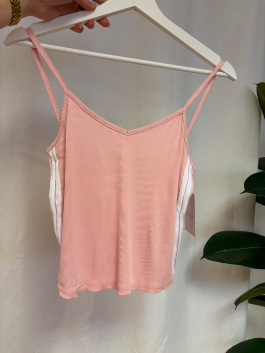 Basic Top mit weißen Seitstreifen