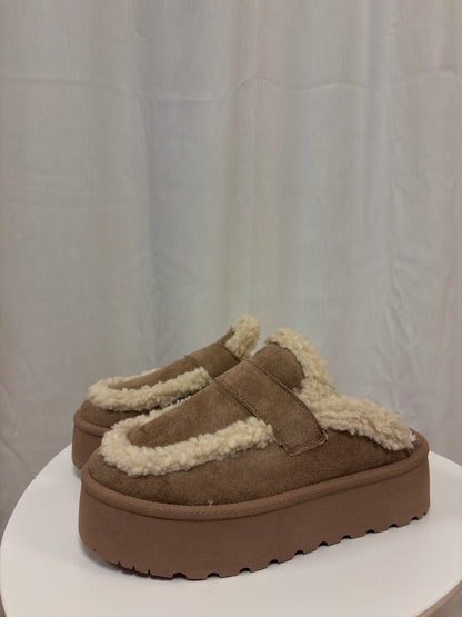 fell pantolette taupe damen mit fell